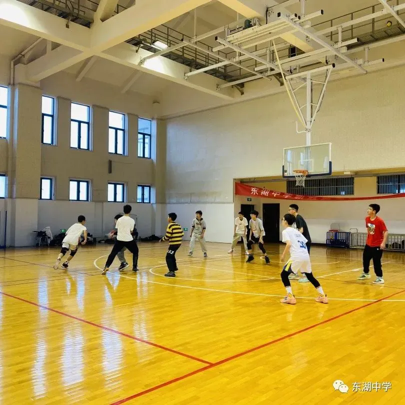 为什么我的篮球罚球总是不进?_1